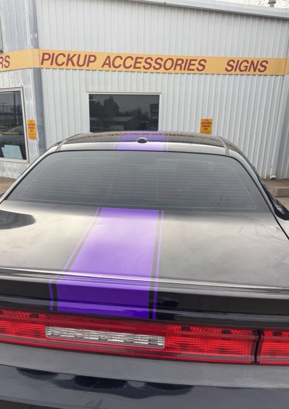 Kelly's Trim Shop custom vehicle graphics work photo